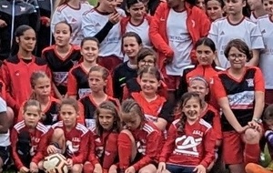 L'Ecole Féminine de Football de la JSNE en force à Châtellerault ⚽️